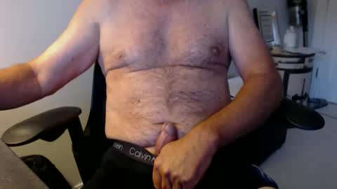Snapshot of sdodgerxx chatting on 10.20.25 sdodgerxx online show from 10.20.25
