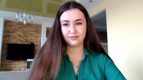 Elizabeth  online show from 02.03.25