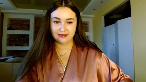 Elizabeth  online show from 12.04.25