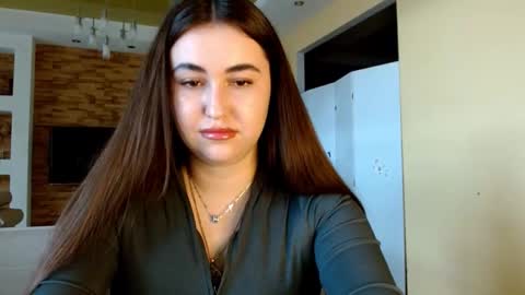 Elizabeth  online show from 03.06.26