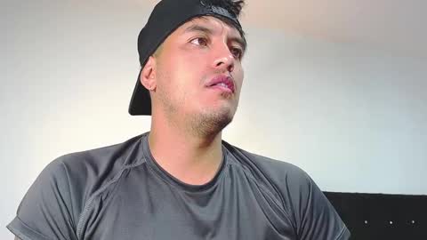 Snapshot of sean_malik chatting on 02.27.25 Steven online show from 02.27.25