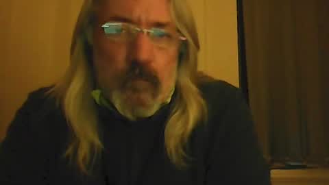 Snapshot of seantheflyer chatting on 12.04.24 seantheflyer online show from 12.04.24