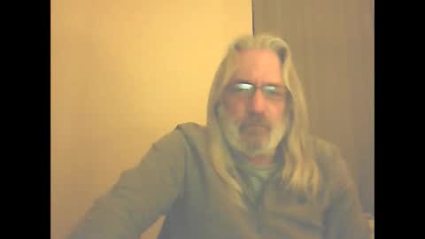 Snapshot of seantheflyer chatting on 03.01.25 seantheflyer online show from 03.01.25