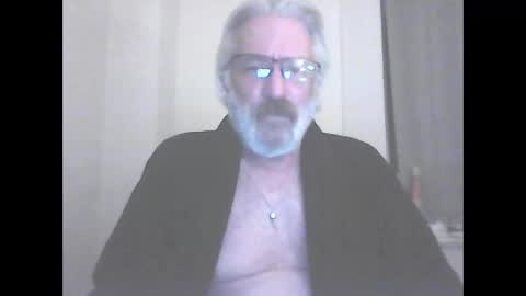 Snapshot of seantheflyer chatting on 09.21.25 seantheflyer online show from 09.21.25
