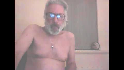 Snapshot of seantheflyer chatting on 09.24.25 seantheflyer online show from 09.24.25
