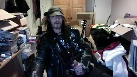 Snapshot of seasidesteve71 chatting on 04.27.26 seasidesteve71 online show from 04.27.26