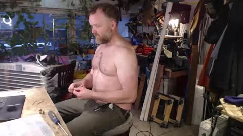 Snapshot of seattlemanwhore chatting on 04.27.26 Seattlemanwhore online show from 04.27.26