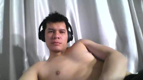 Snapshot of seb5758 chatting on 11.16.25 Seb online show from 11.16.25