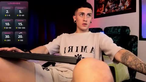 Snapshot of sebas_maverick chatting on 11.11.25 Sebastian online show from 11.11.25