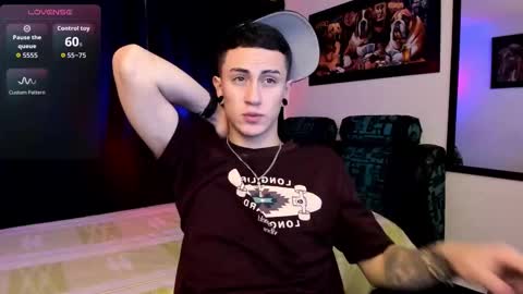 Snapshot of sebas_maverick chatting on 11.20.25 Sebastian online show from 11.20.25