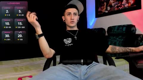 Snapshot of sebas_maverick chatting on 11.25.25 Sebastian online show from 11.25.25