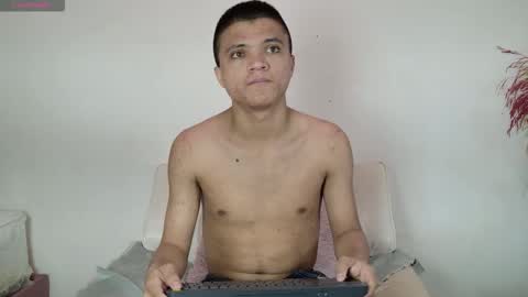 Snapshot of sebas_n_aly chatting on 02.21.26 ely online show from 02.21.26