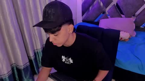 sebas_pretty7 online show from 03.22.26