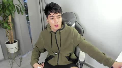 sebastian online show from 04.21.26