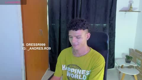 Snapshot of sebascuterouss chatting on 04.18.26 sebas 3 online show from 04.18.26