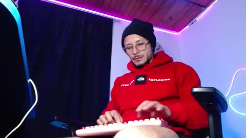 Snapshot of sebastian_025 chatting on 02.19.26 Sebastian online show from 02.19.26