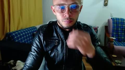 Snapshot of sebastian_025 chatting on 05.12.26 Sebastian online show from 05.12.26