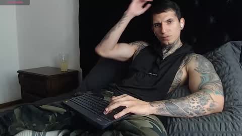 Snapshot of sebastian_muss chatting on 01.15.26 Sebastian online show from 01.15.26