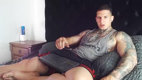 Sebastian online show from 04.07.26