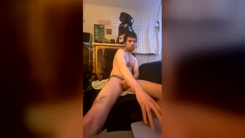 Snapshot of sebastiancum1991 chatting on 04.19.26 sebastiancum1991 online show from 04.19.26