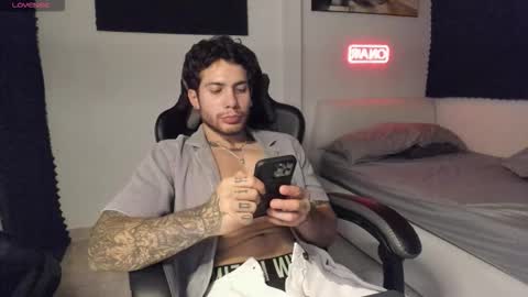 Lucian Sinclair online show from 12.21.25