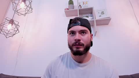 Snapshot of sebastianvilla__ chatting on 01.03.25 Instagram jeanpaulfit online show from 01.03.25