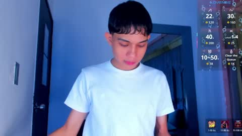 Snapshot of sebax_00 chatting on 05.10.26 Sebastian online show from 05.10.26