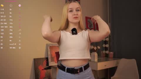 Snapshot of sebrinarainha chatting on 10.18.25 Rina online show from 10.18.25