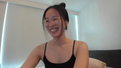 Snapshot of secretgirlfriendxo chatting on 06.05.26 Angela online show from 06.05.26