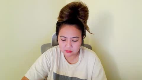 Snapshot of secretlover010101 chatting on 01.23.25 MILAN online show from 01.23.25