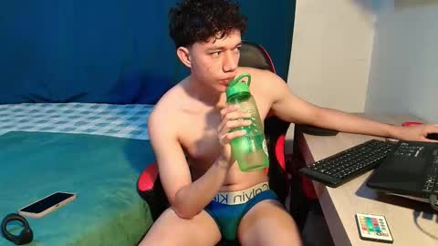 Snapshot of seder_4 chatting on 01.11.26 Sebas online show from 01.11.26