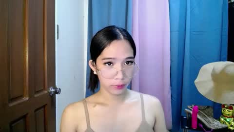 Snapshot of seductive_abia chatting on 05.20.26 JUST CALL ME ABIA online show from 05.20.26