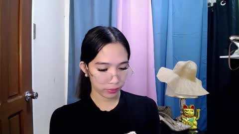 Snapshot of seductive_abia chatting on 05.24.26 JUST CALL ME ABIA online show from 05.24.26