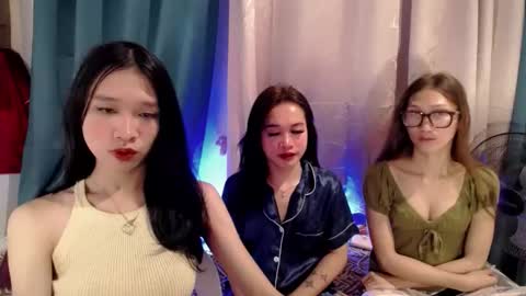 Snapshot of seductive_kimxxx chatting on 05.28.26 your miss universe kim online show from 05.28.26
