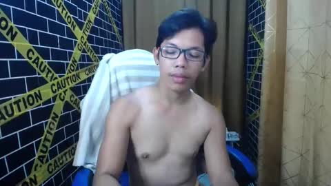 Snapshot of seductive_maruxxx chatting on 12.23.24 maru zoldick online show from 12.23.24
