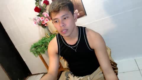 Snapshot of seductive_maxxx chatting on 05.08.26 Max online show from 05.08.26