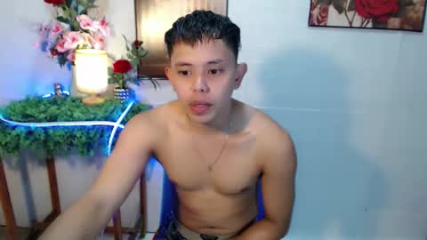 Snapshot of seductive_maxxx chatting on 05.20.26 Max online show from 05.20.26