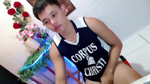 Snapshot of seductive_maxxx chatting on 05.31.26 Max online show from 05.31.26