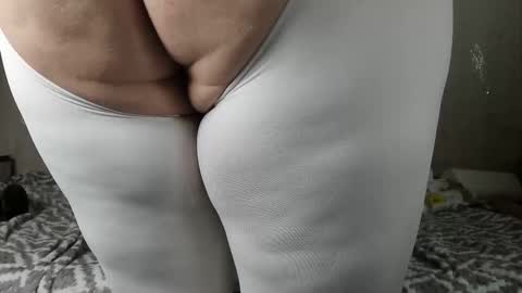 seductive_she_wolf online show from 09.12.25