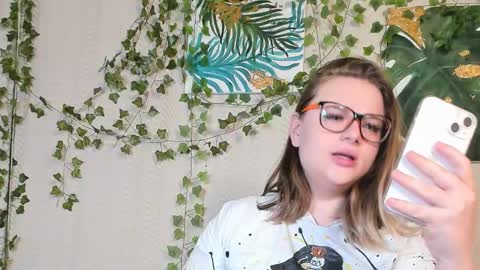 seductive_she_wolf online show from 09.29.25