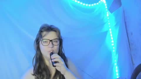 seductive_she_wolf online show from 05.17.26