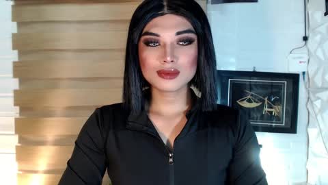 Snapshot of seductivedeluxe69 chatting on 03.03.25 Deluxe online show from 03.03.25