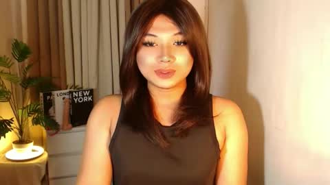 Snapshot of seductivedeluxe69 chatting on 10.19.25 Deluxe online show from 10.19.25