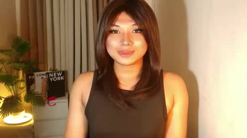 Snapshot of seductivedeluxe69 chatting on 10.21.25 Deluxe online show from 10.21.25