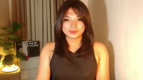 Snapshot of seductivedeluxe69 chatting on 10.22.25 Deluxe online show from 10.22.25