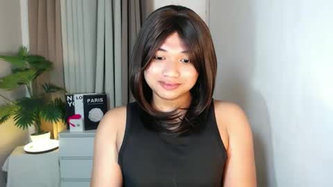 Deluxe online show from 12.22.25