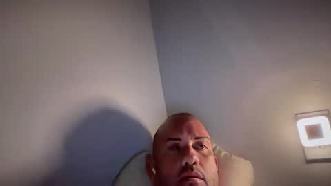 Snapshot of seductivesamantha23 chatting on 09.30.25 BiItalatino4you online show from 09.30.25