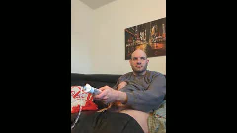 Snapshot of seeebi chatting on 03.10.26 Sebastian online show from 03.10.26