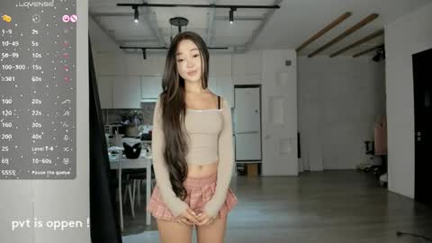 Akira Youri online show from 04.20.26