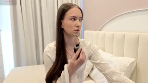 Snapshot of seelexi chatting on 06.17.26 Seelexi online show from 06.17.26